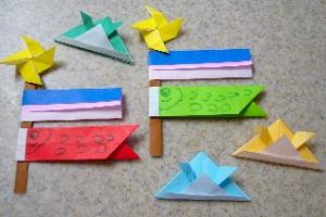 鯉のぼりとかぶとの折り紙制作