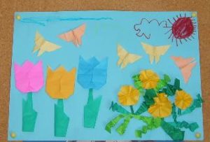 花とちょうの折り紙制作